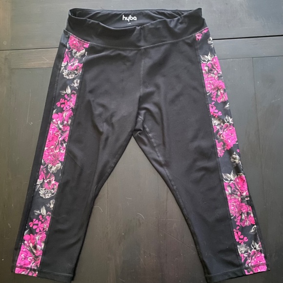 Hyba assorted top and Capri stretched yoga/exercise women’s large Flower -black - Picture 3 of 9